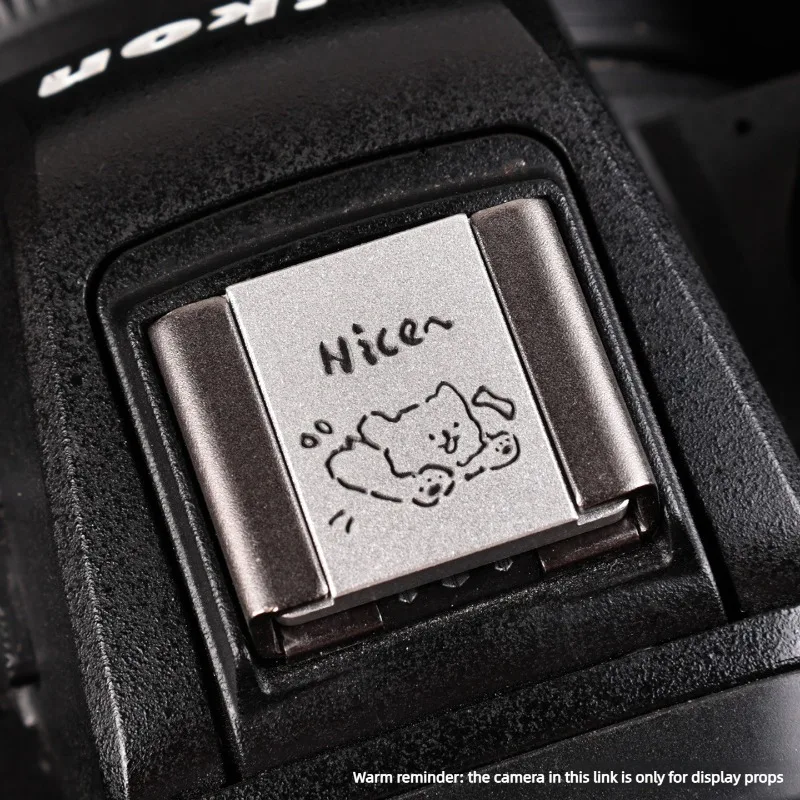 Passend für Canon R6 R8 200D R50 Z30 Fuji XS20 XT50 XM5 XE4 XT4 XT5 Nikon XM5 X100VI XT50 Blitzschuhabdeckung Kreatives Zubehör Image