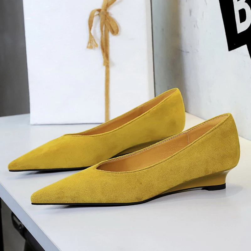 BIGTREE 2026 Frühling Gelee Farbe Mode Spitz Pumpen Frau Bequeme Keile Heels Elegante Damen Schuhe