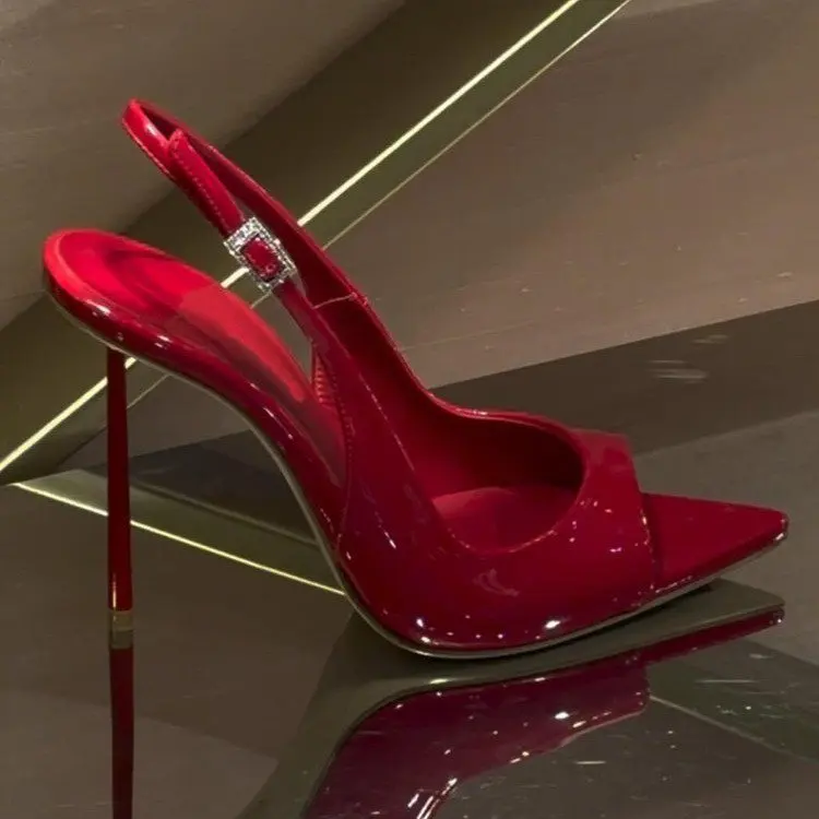 Sommer 2025 Neues Damen-Design Open-Toe Fischmaul-High-Heels Mode Lackleder Damen-Sandaletten und Sexy Bankett-Party-Schuhe