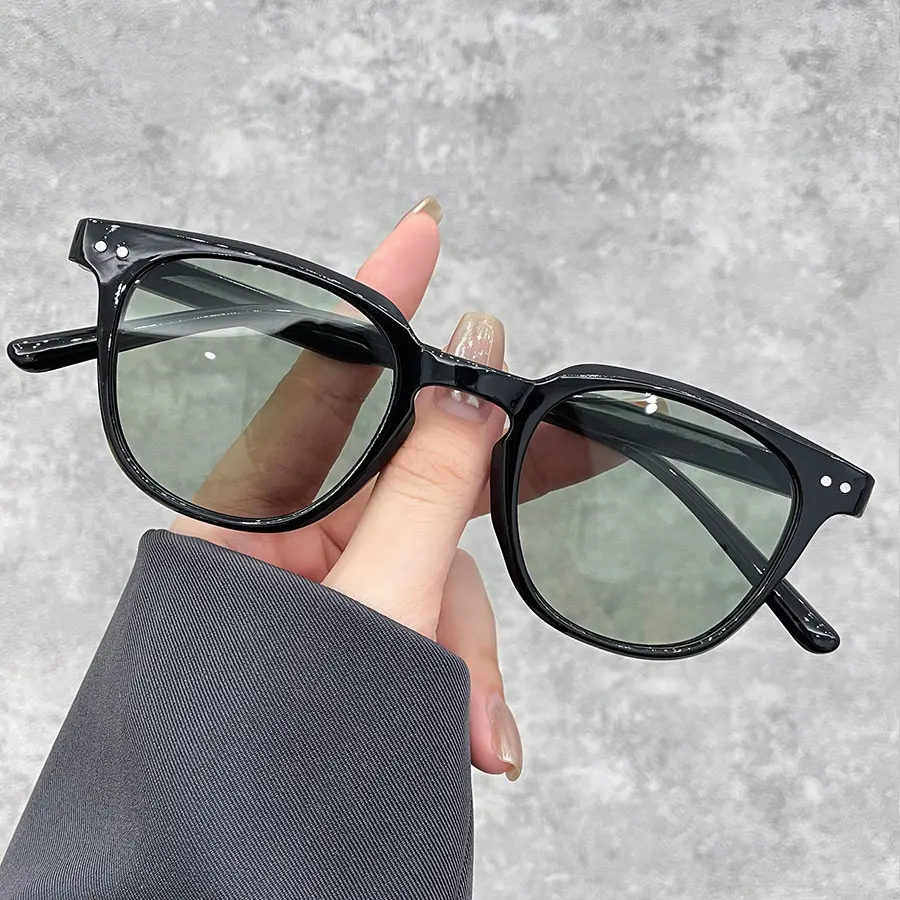 Sonnenbrille mit verlaufenden, rosa Gläsern, kleines, rundes, klassisches Design, lässig, für Reisen, modisch, Unisex-Brille, Urlaubs-Sonnenbrille Image