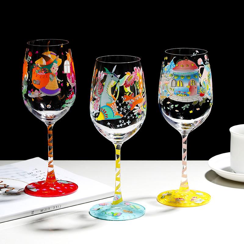 Bicchieri da vino dipinti a mano, bicchieri soffiati a mano, bicchieri personalizzati, bicchieri da vino unici, regali per lei, regali di compleanno,