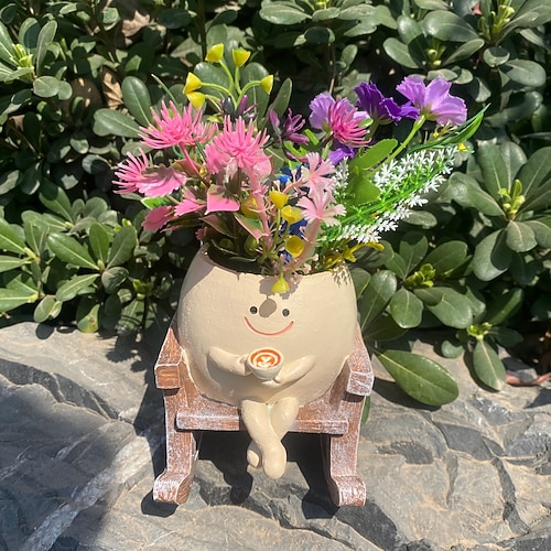 Dekorative Figur in Form eines lächelnden Schaukelstuhls mit Blumentopf, kreative Tischdekoration für Zimmerpflanzen, Sukkulenten, kleine Blumen, Wohnzimmer, Schlafzimmer, Schreibtisch, Balkon Image
