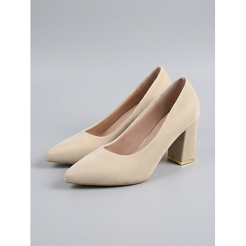 Elegante, lavendelfarbene Damenpumps – bequeme Pumps mit spitzer Zehenpartie und Blockabsatz für den Büroalltag und Business Casual. Frühlings-/Sommeroutfits Image