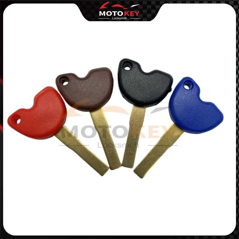 Chiavi Moto PIAGGIO per VESPA 3VTE 125 GTS GTV 250 300 Piaggio MP3 250 Beverly 350 Gilera 500 - Chiave con chip rimovibile
