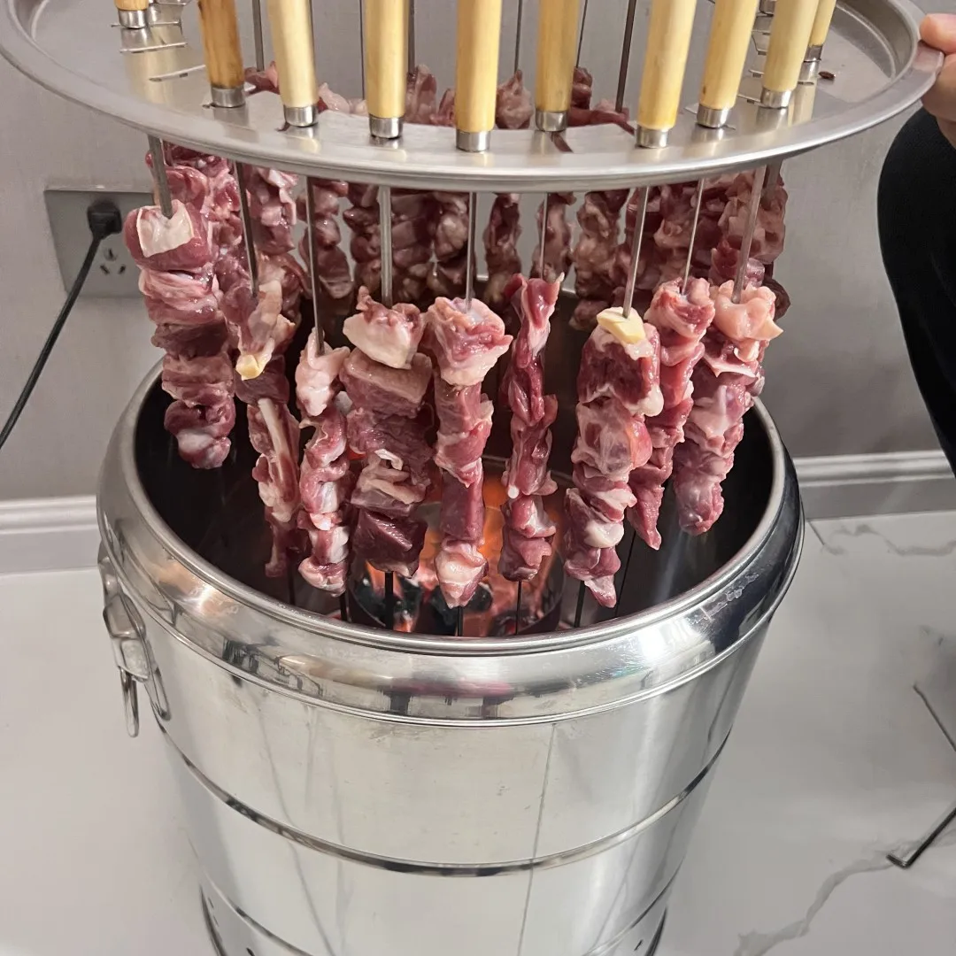 Tragbarer Holzkohle-Grill aus Edelstahl, Vertikaler Smoker für Innen und Außen, Rauchfreier Barbecue-Grill Komplettset Image