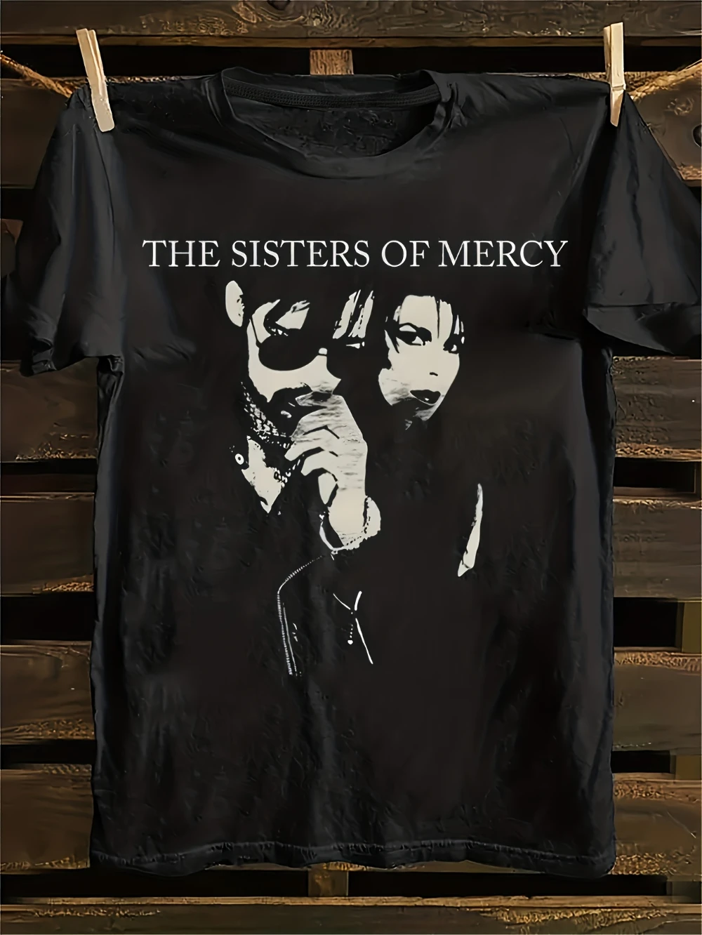 A Mercy Sisters Retro-Rock-T-Shirt mit Aufdruck, modisch, trendig, vielseitig, locker sitzend und bequem. Image