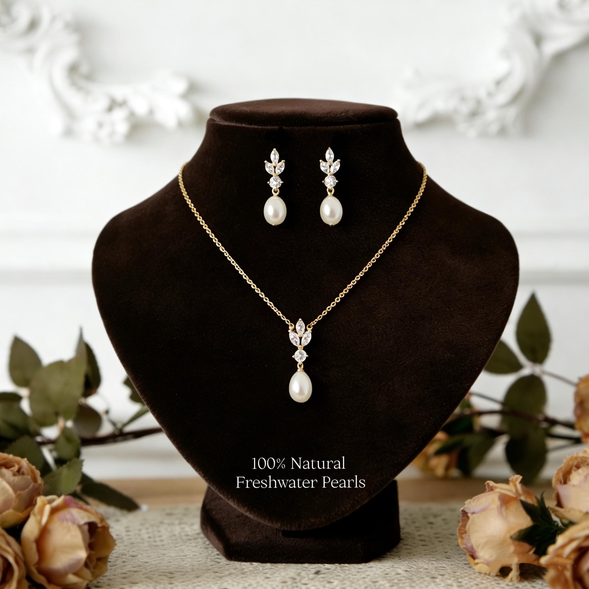 Set di gioielli minimalisti con perle d'acqua dolce, collana con perle e diamanti a forma di foglia, gioielli da sposa con cristalli, set di gioielli