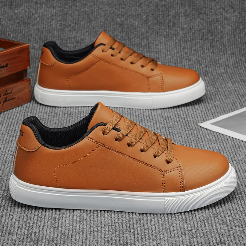 Klassische weiße Skateschuhe für Herren, modische Freizeitschuhe mit Schnürung