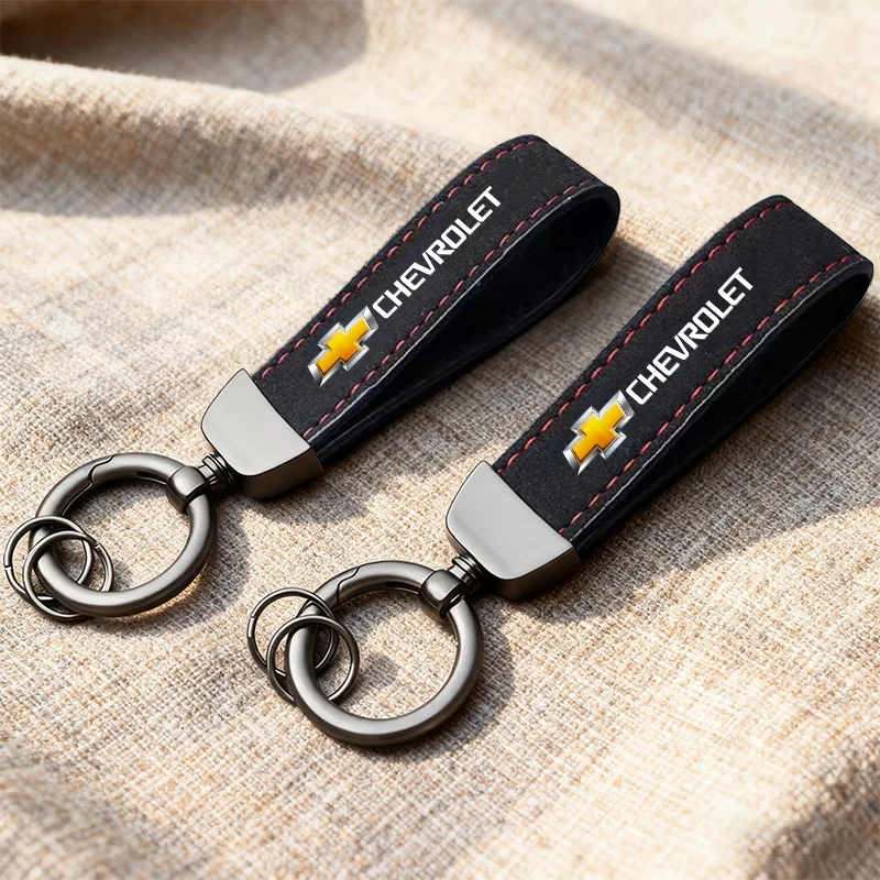 Auto Logo Schlüsselbund Mann Wildleder Schlüsselring Auto Schlüssel Zubehör Für Chevrolet Spark Captiva Cruze Malibu Equinox Trax Camaro Blazer Image