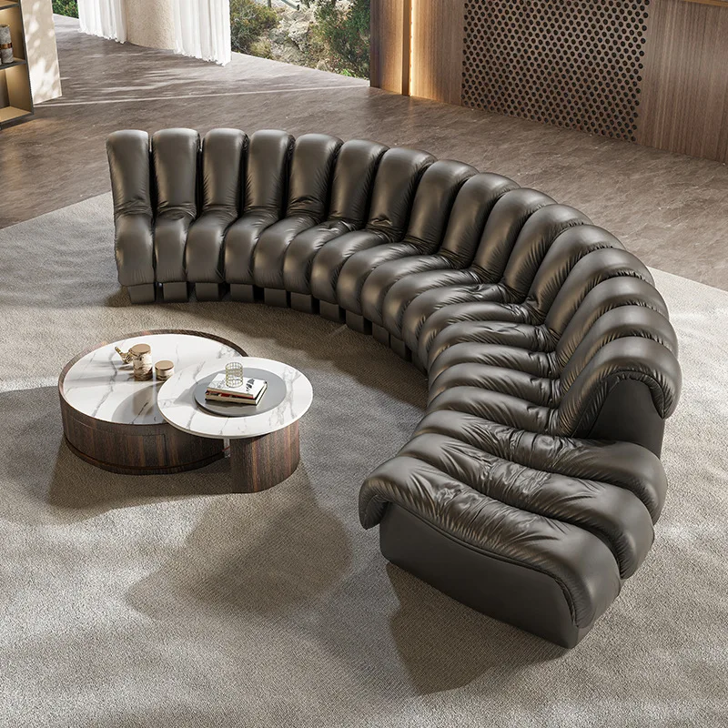Luxuriöses Einzigartiges Sofa Schlangenförmiges Schwarzes Leder Gebogenes Modulares Ecksofa-Set Image