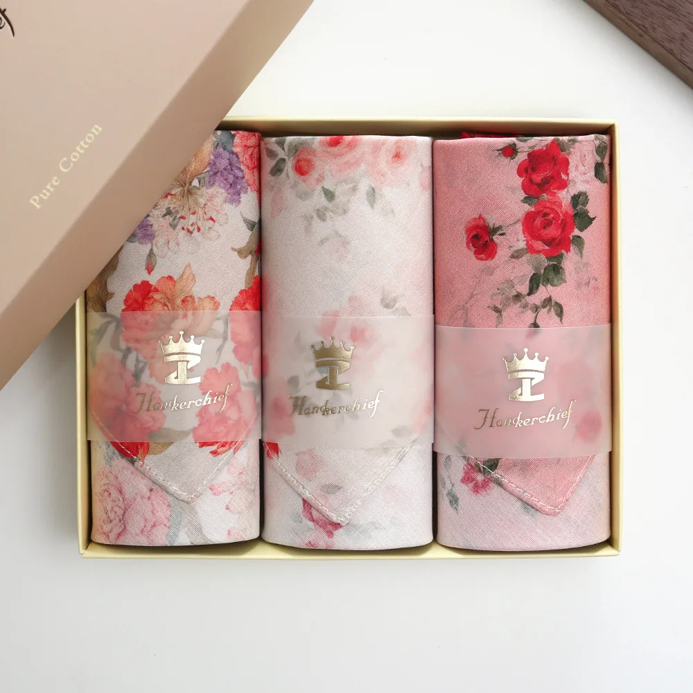 Hochwertiges Geschenkbox-Taschentuch für Damen, Baumwolle, schweißabsorbierend, dünne Blumen, quadratisches Handtuch, Begleitung für Mutter, Lehrer
