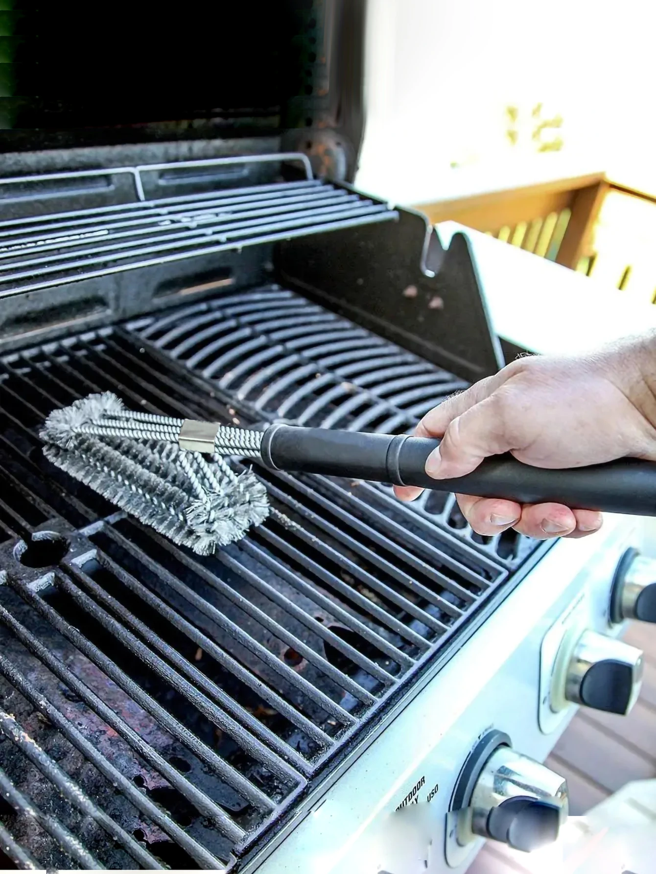 1 STÜCK Grillreinigungsbürste BBQ-Werkzeug Grillbürste 3 Edelstahlbürsten in 1 Cleanin BBQ-Zubehör Bester Reiniger Grill Image