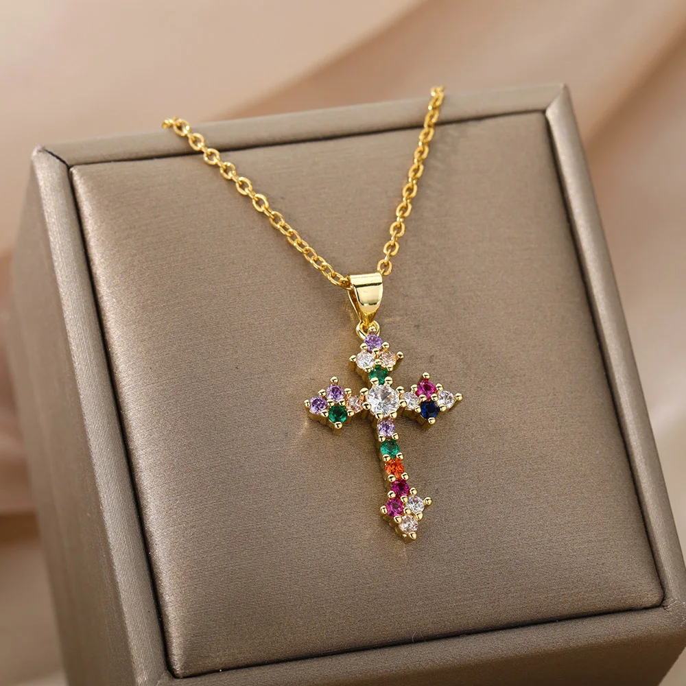 Collana con ciondolo croce zircone moda per donna uomo colore oro catena clavicola in acciaio inossidabile collane Trend coppia gioielli
