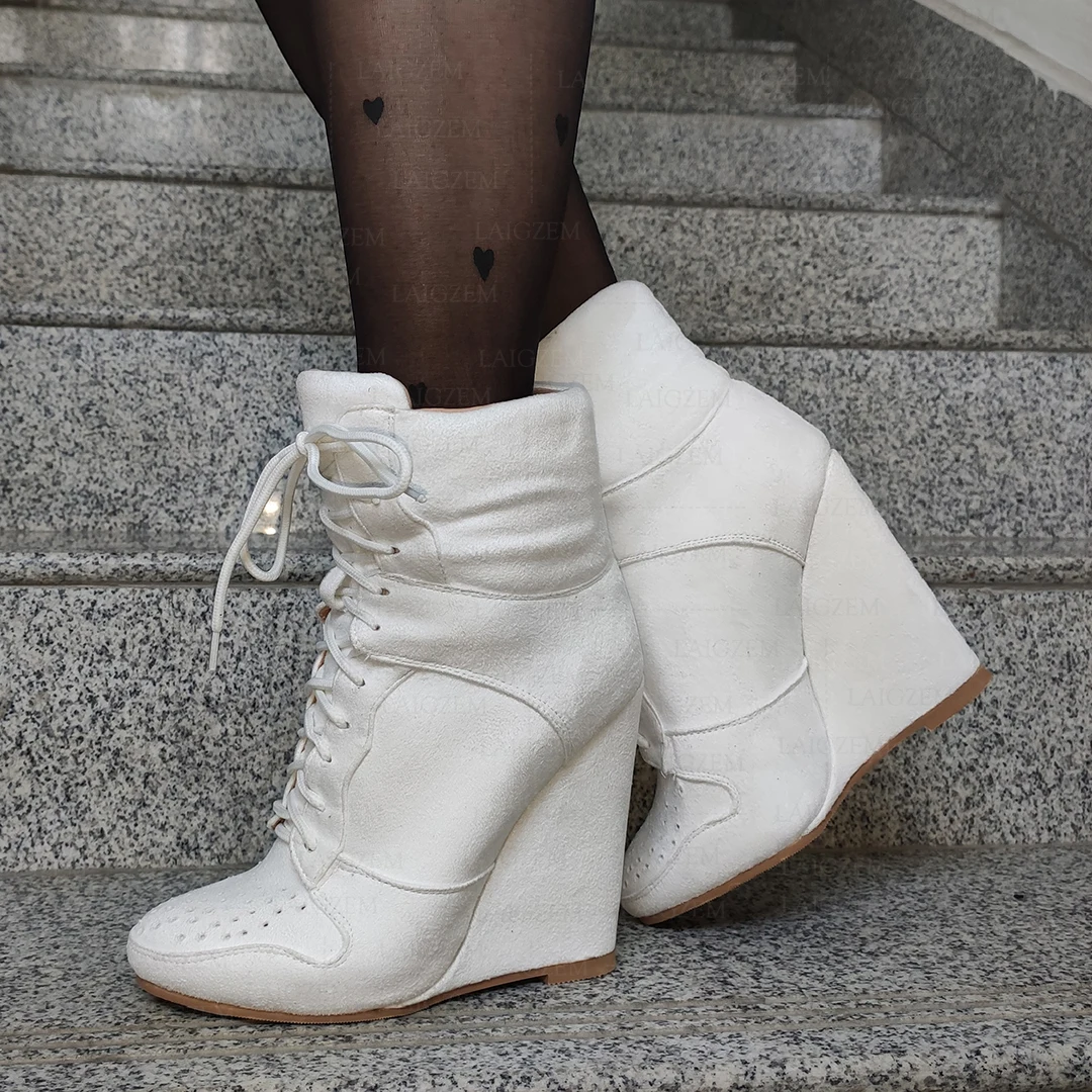 LAIGZEM Damen-Stiefeletten mit Keilabsatz, runder Zehenbereich, Schnürung, Wildlederimitat, kurze Stiefeletten, handgefertigte Damenschuhe, große Größe 38, 43, 45, 48, 52