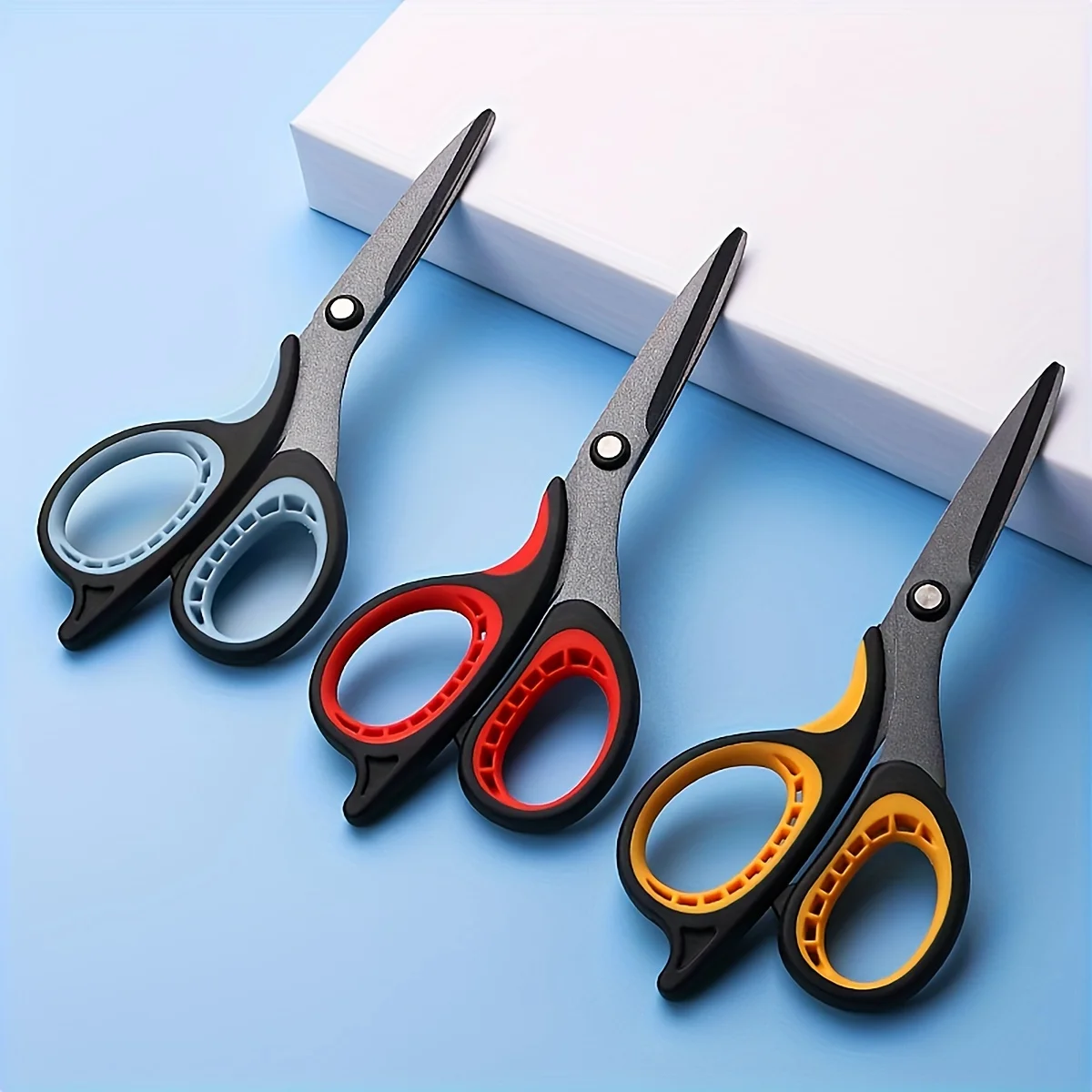 Ergonomischer Komfortgriff-Teflon-Antihaft-Rostfreier Präzisionsschneider für Büro- und Küchengebrauch. Image