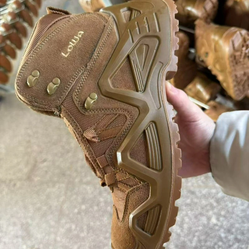 2026 Neue Herren-Wanderschuhe Große Größe 47 Outdoor-Stiefel Komfortable Trekking-Schuhe für Männer Designer-Bergschuhe Image
