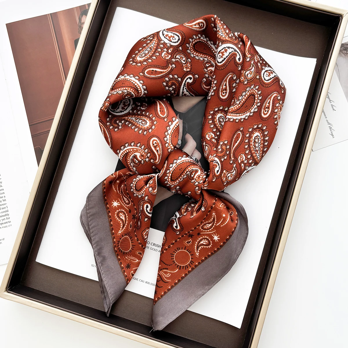 1 stücke Luxus Quadrat Schal Cashew Print Bandana frauen Imitation Seide Schal Lässige Dekoration 70 cm Halstuch Stirnband Image