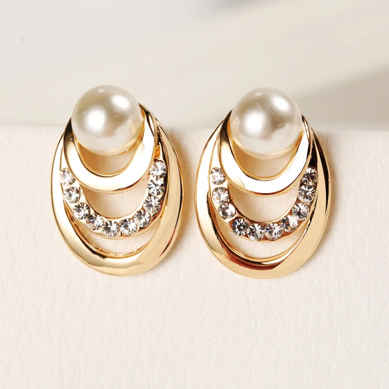 Koreanische Design Kristall Imitation Perle Stud Ohrringe Für Frauen Elegante Multi-schicht Kreise Gold Farbe Ohrringe Modeschmuck Image