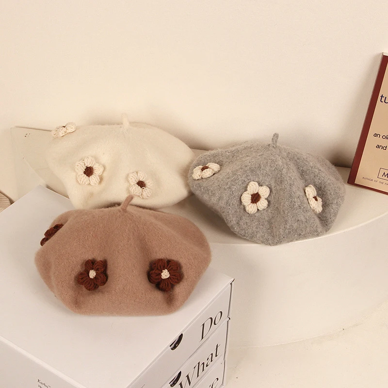 Kinder Feste Woll Gestrickte Baskenmütze Häkeln Blume Achteckige Hut Prinzessin Mädchen Künstler Maler Kappe Winter Warme Kinder Mützen 2-6Y Image