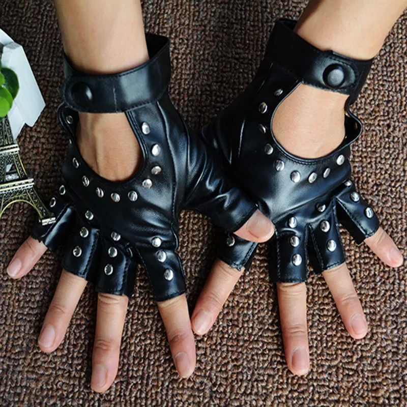 Frauen Punk Fingerlose Tanzhandschuhe mit Nieten Schwarz PU Leder Nieten Cosplay Performance Tanzhandschuhe Sexy Coole Reithandschuhe