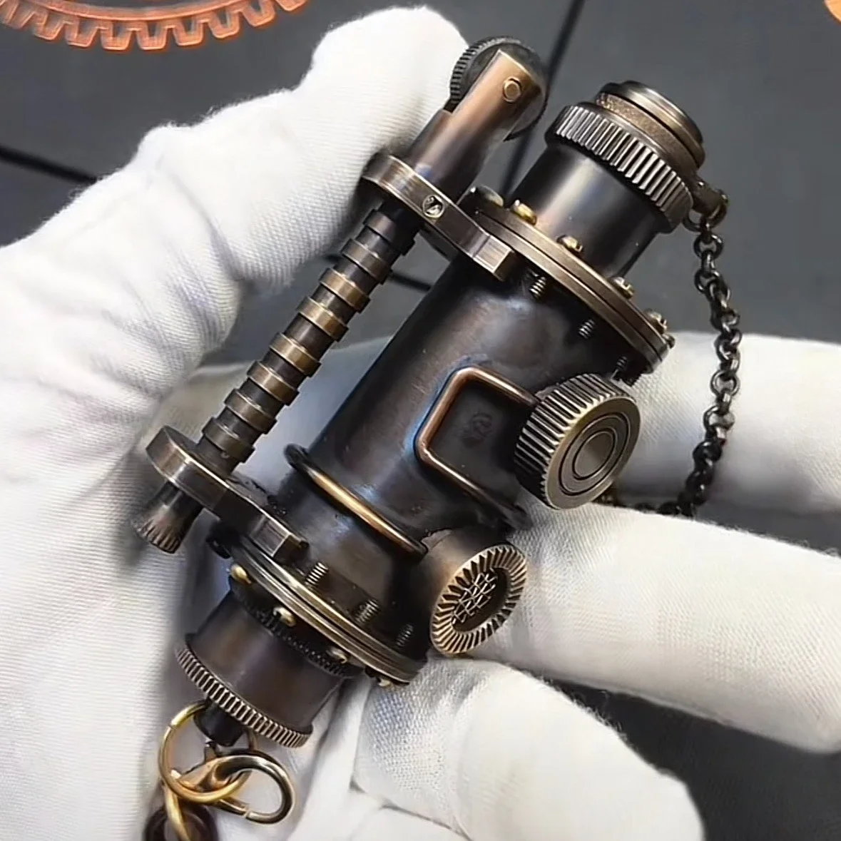 Retro Steampunk Messing-Kerosinfeuerzeug, Mehrgang-Mechanikstruktur, Handgefertigtes Sammlerstück Zündwerkzeug Image