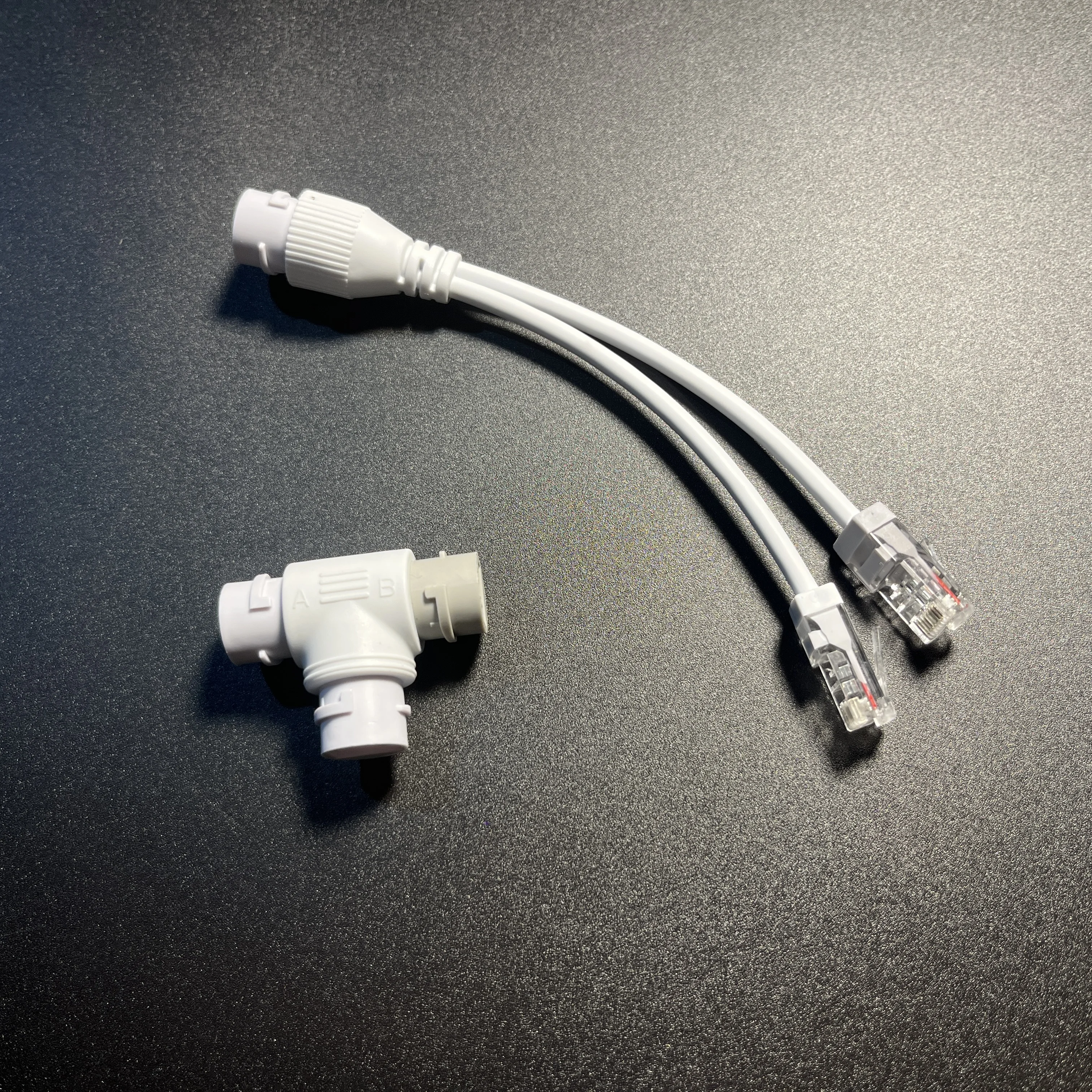 CCTV-Zubehör, 2-in-1-POE-Splitter, POE-Adapterkabel, dreifachiger RJ45-Kopf für IP-Überwachungskamerasystem Image