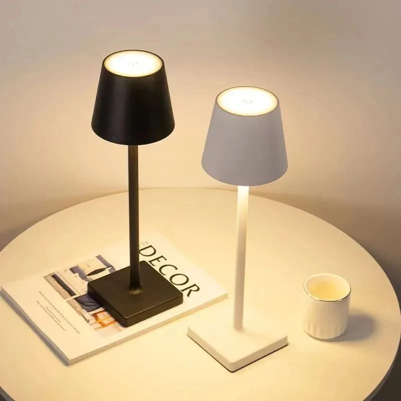 LED Schreibtisch Lampe USB Aufladbare Tisch Lampe Bar Restaurant Ambiente Drahtlose Touch Lampen Wasserdichte Led-leuchten Für Hotel Schlafzimmer