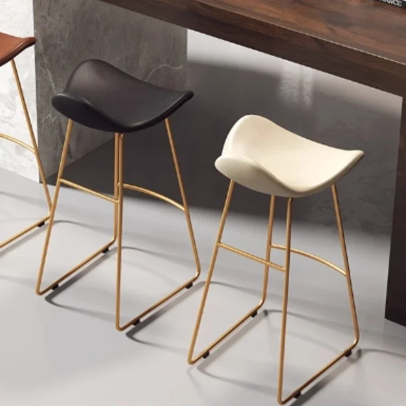 Küchen-Barhocker, industrieller italienischer Stil, moderne Esszimmerstühle für den Außenbereich, natürliche, minimalistische Chaiselongue, Barhocker-Möbel, luxuriös