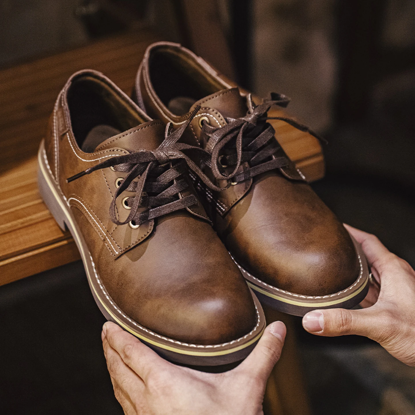 Maden Herren Vintage Schuhe Klassische Niedrige Arbeitsschuhe Rundzehen-Schuhe für Frühling Herbst Smart Casual Schuhe