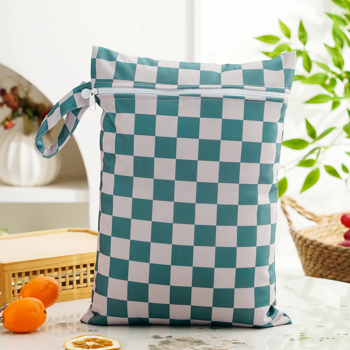 1 Stück PUL Wetbag für Babywindeln, wiederverwendbare wasserdichte Wickeltasche, 28 cm x 36 cm Image