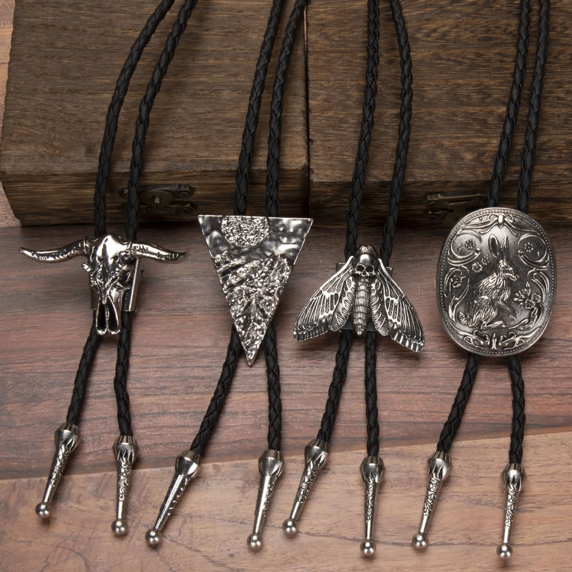 RechicGu Vintage Western Cowboy Cowgirl Bolo Krawatte Krawatte Texas Longhorn Buffalo Steer Kuh Totenkopf Leder Rodeo