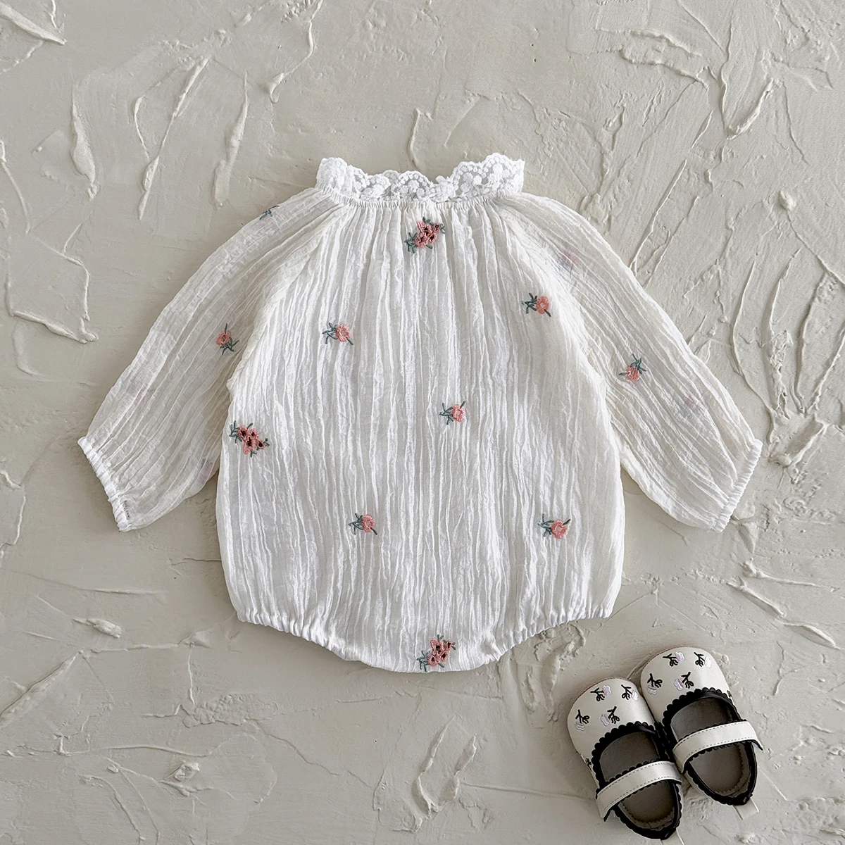 Sommer Neugeborenen Baby 0-18M Mädchen Säuglingskleidung Kleinkind Baby Bubble Romper Langarm Blumenstickerei Baby Dreieck-Body Image