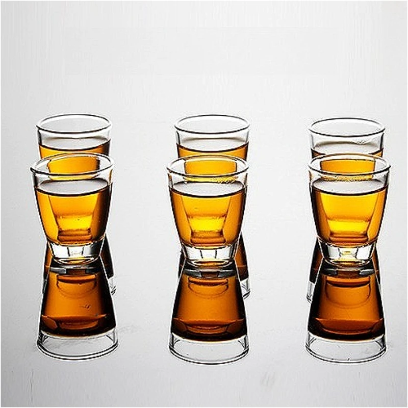 6 stücke Sets Exquisite Kleine Wein Glas 20 ml/26 ml/35 ml Personalisierte Baijiu Tasse Ausländischen wein Glas Party Transparent Whisky Glas Image