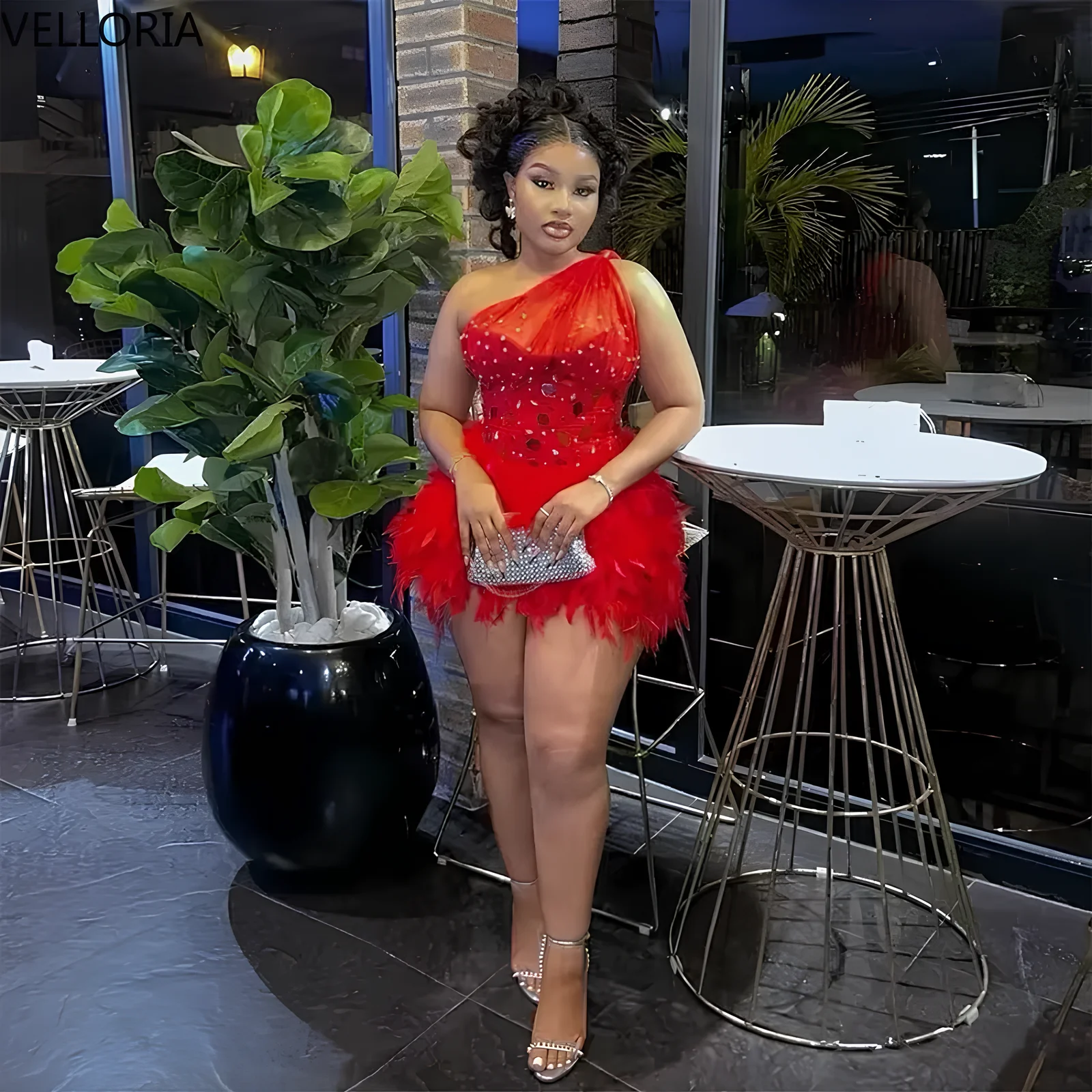 Sexy rotes Geburtstagskleid Mini Luxus Federsaum One Shoulder Strass Korsett Cocktail Party Kleider Nachtclubwear Maßgeschneidert