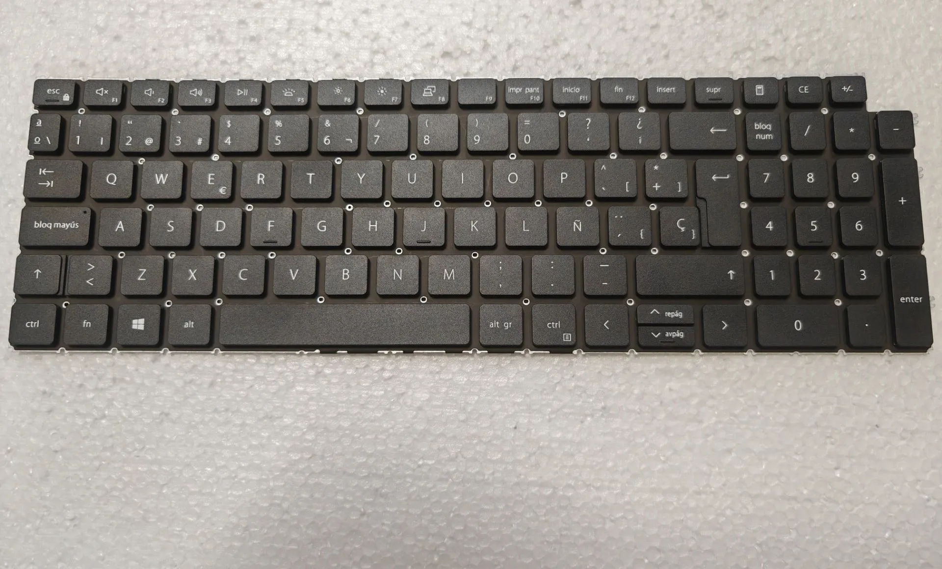 Spanische Tastatur für Dell Latitude 3520 3525 Vostro 3510 3520 5510 5515 7510 P117F P112F P107F, schwarzer Rahmen, ohne Hintergrundbeleuchtung Image