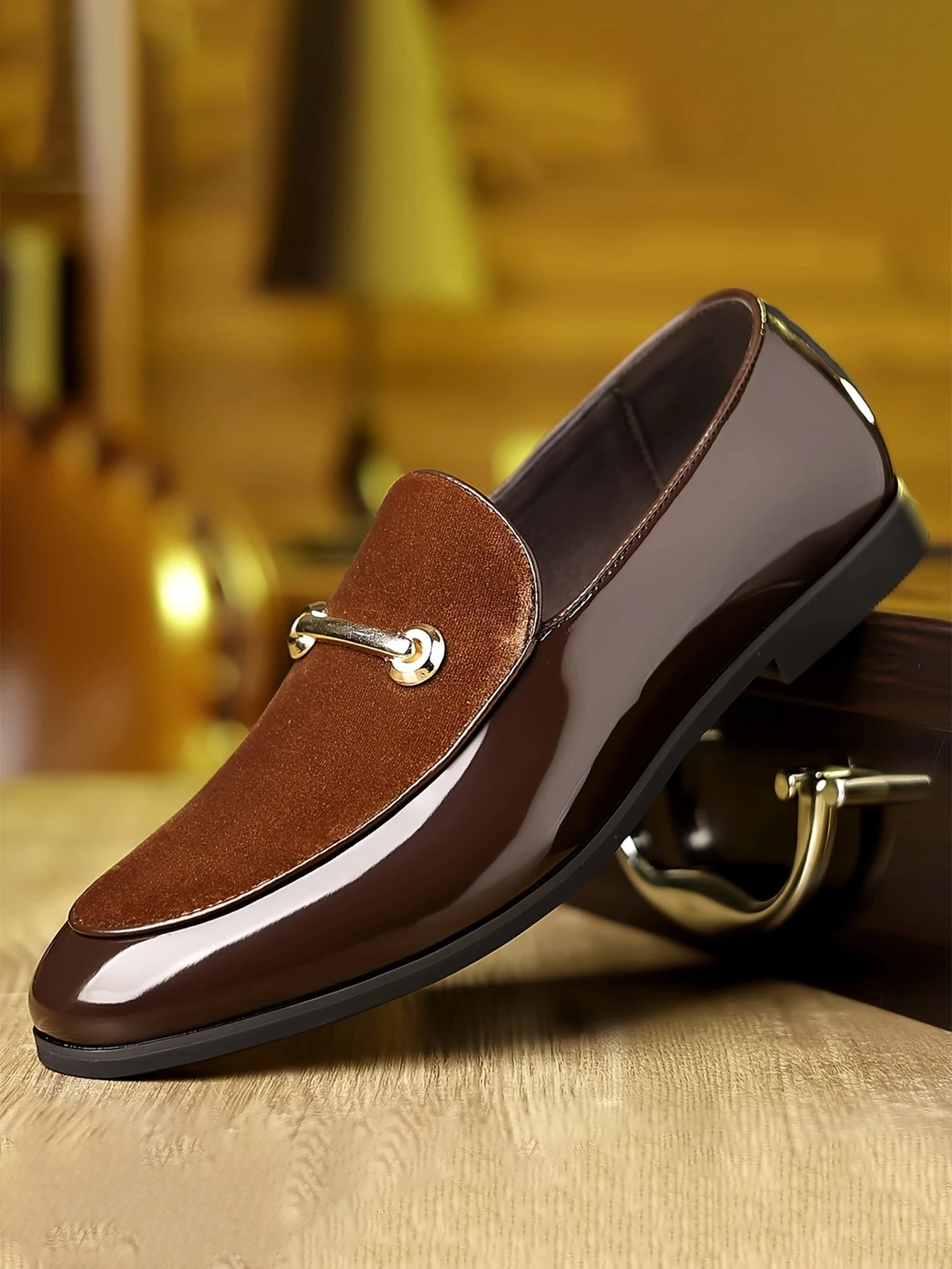 Luxusmarke Wildleder Grüne Loafer Herren Slip-on Quasten-Slipper Weiche Leder Hochzeitsschuhe Nubukleder Schuhe Flache Herrenschuhe Freizeitschuhe