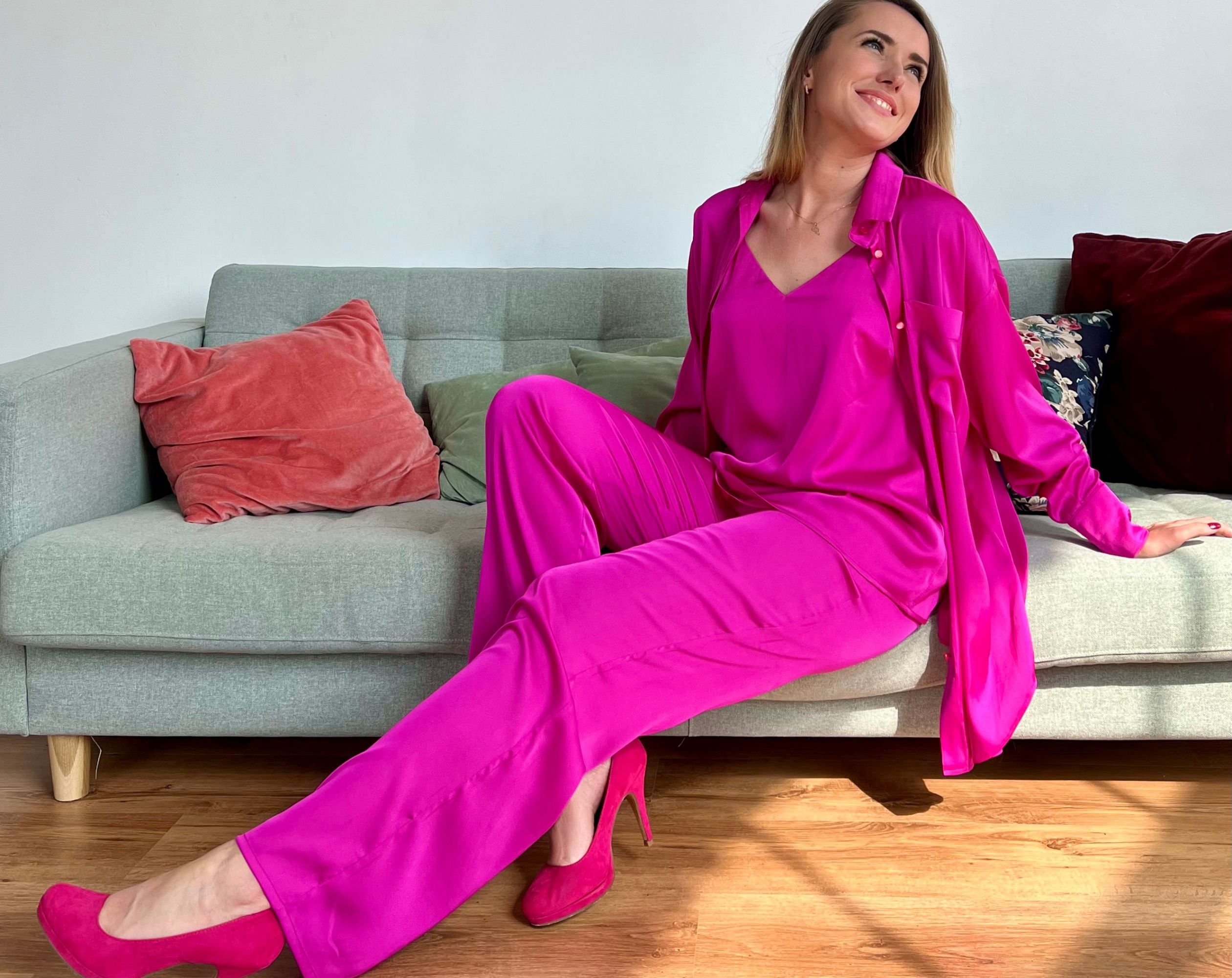Pantaloni da donna, pantaloni rosa, pantaloni rosa, pantaloni da donna in raso, pantaloni estivi, pantaloni da spiaggia, pantaloni eleganti, pantaloni