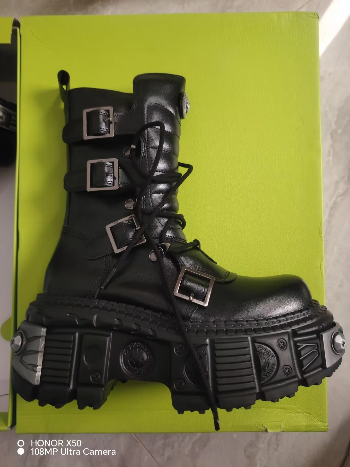 2026 Retro Spanische Motorrad-Stiefeletten im All-Match-Stil für Herren und Damen – Heavy Metal Punk Boots Image