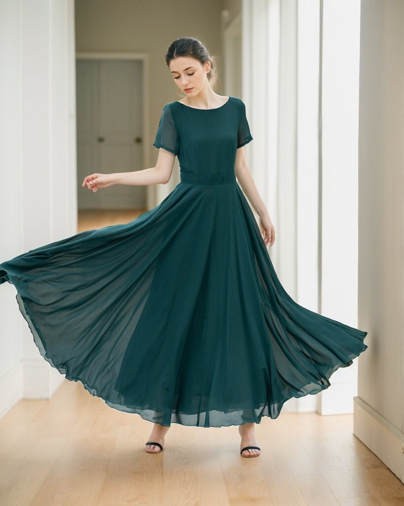Abito in chiffon, abito da donna in chiffon, abito verde, abito estivo in chiffon, abito lungo in chiffon, abito aderente e svasato, abito personalizz