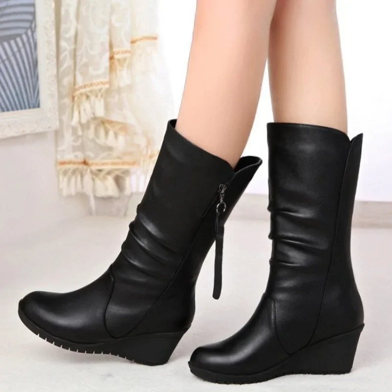 2024 Herbst Winter Anti-Rutsch-Hang Ferse Frauen tanzen lässig Mittel rohr Stiefel warmen Schnees chuh Englisch Chelsea Stiefel großen Frauen Schuh