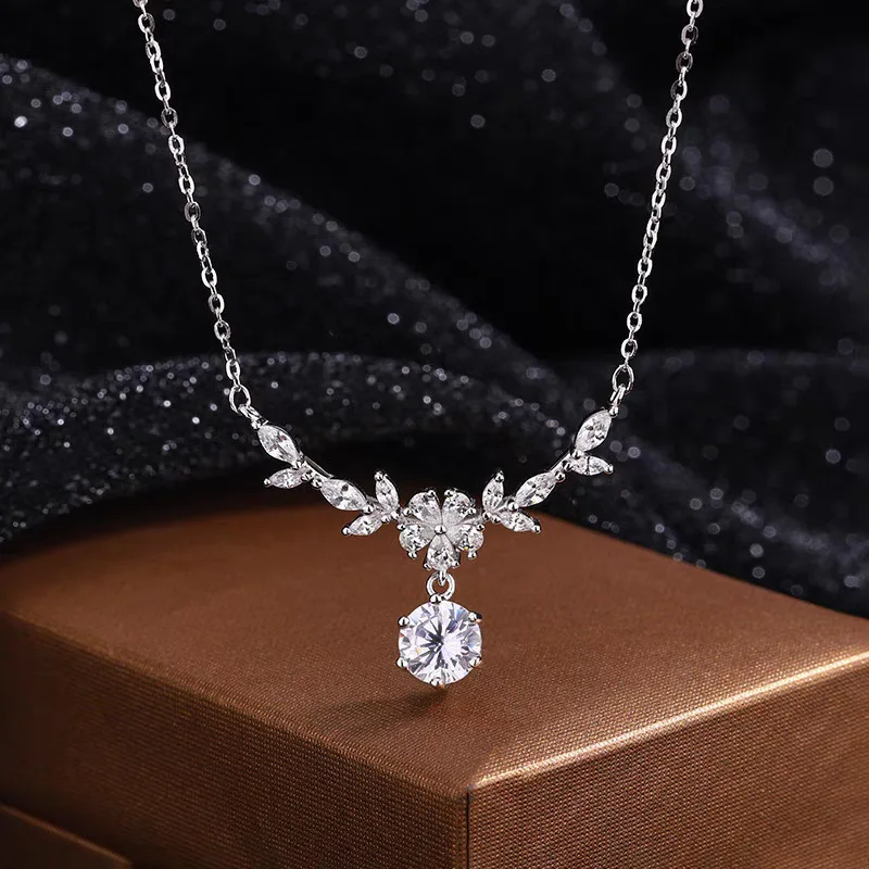 Neue glänzende Halskette aus 925er-Sterlingsilber mit Blätter-Anhänger für Damen, edler Hochzeitsschmuck, feine Modeaccessoires, Party-Geschenk Image