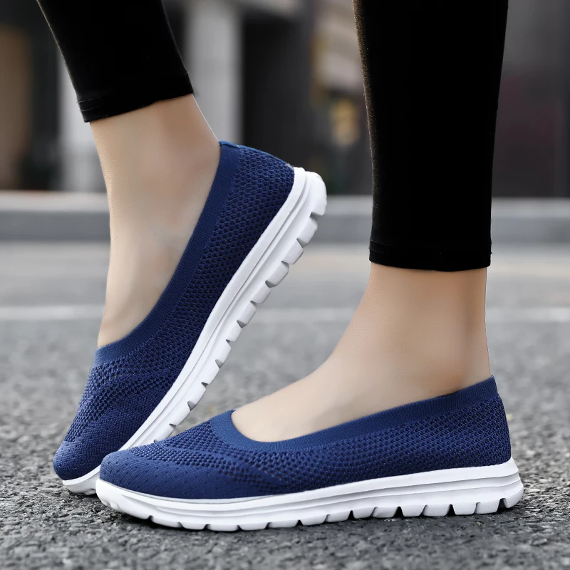 Sommer Schuhe Frau Mesh Turnschuhe Slip Auf Frauen Wohnungen Faulenzer Casual Atem Wanderschuhe Weibliche Mode Tenis Weichen Plus Größe 42