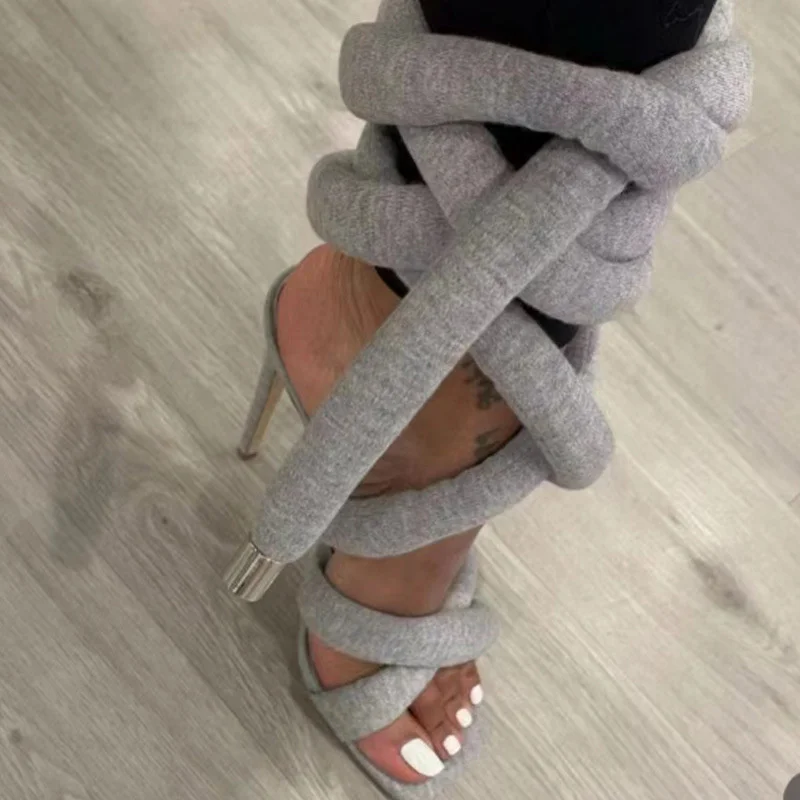 Runway Schlangenriemen Lange Schuhe Damen Sandalen Sommer 2026 Sexy Stiletto-Absatz Stripper-Schuhe Star-Style Slingback Sandaletten mit Absatz