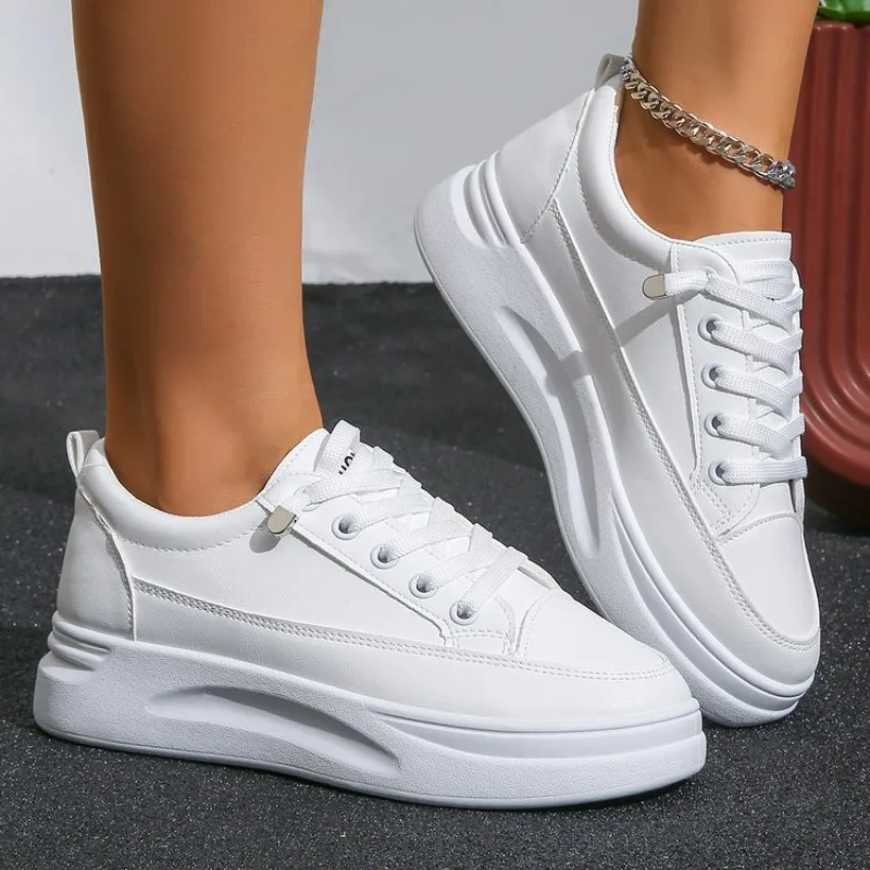 Weiße Damen-Sneaker für den Herbst, zum Schnüren, mit dickem Boden, lässige flache Schuhe, rutschfeste Outdoor-Walking-Sportschuhe, Sapatos Femininos