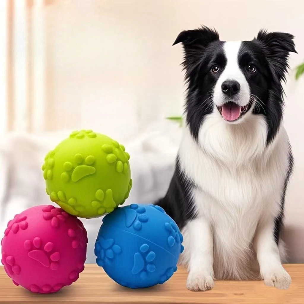 Hundespielzeug mit Geräuschen, Zahnreinigungsspielzeug, Bissfester Hundeball, Entspannungs- und Interaktives Trainingsspielzeug aus TPR für Haustiere Image