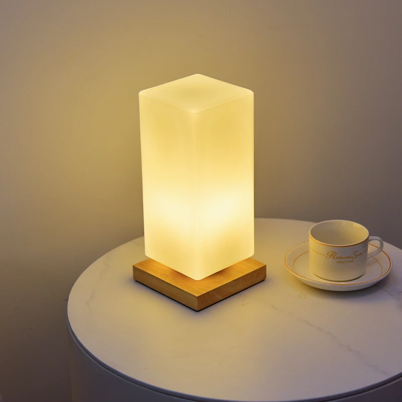 USB Nachtlichter Glas Lampenschirm Tischlampe für Schlafzimmer Nachttischlampe Holzsockel Schreibtischlampe Nachttischlampe Home Decor Vase Nachtlicht