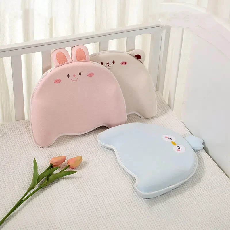 Neugeborenen Baby Reine Baumwolle Cartoon Tier Weiche Atmungsaktive Kissen Baby Anti Abweichung Kopf Korrektur Kopf Form Gestaltung Kissen