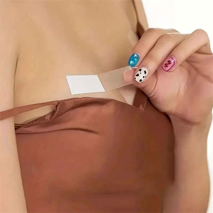 36-teiliges, modisches, transparentes doppelseitiges Klebeband für Damen für Kleidung und Körper, transparenter, starker Kleber für alle Hauttöne und Stoffe Image