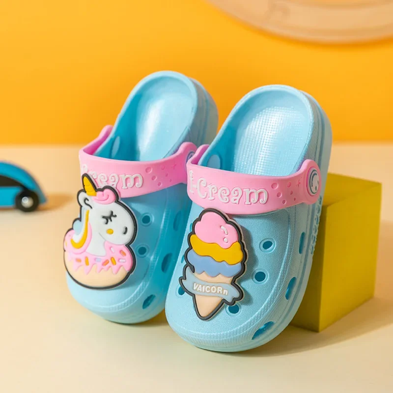 Sommer Kinder Sandalen Loch Kinder Schuhe Hausschuhe Weiche Anti-Skid Cartoon DIY Design Loch Baby Schuhe Sandstrand für Jungen Mädchen