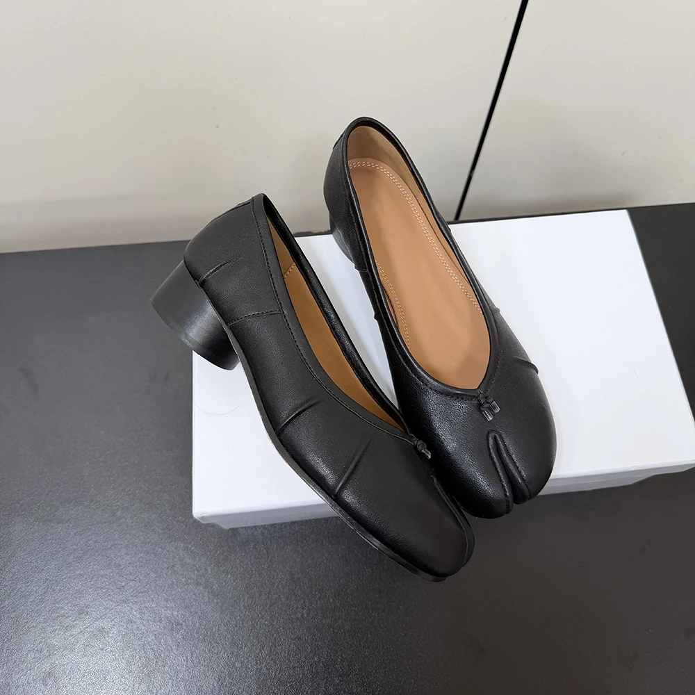 Schwarze Bequeme Flache Ballerinas aus Echtem Leder Mary Jane Damenschuhe Tibi Split-Toe Designer-Marke Damenschuhe